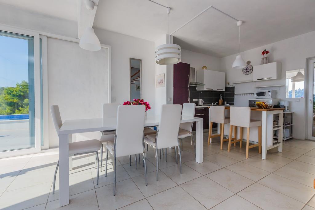 Villa Casabianca Milna  Esterno foto