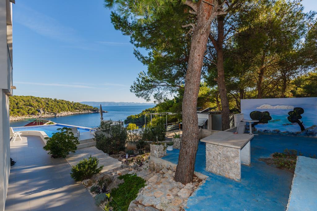 Villa Casabianca Milna  Esterno foto